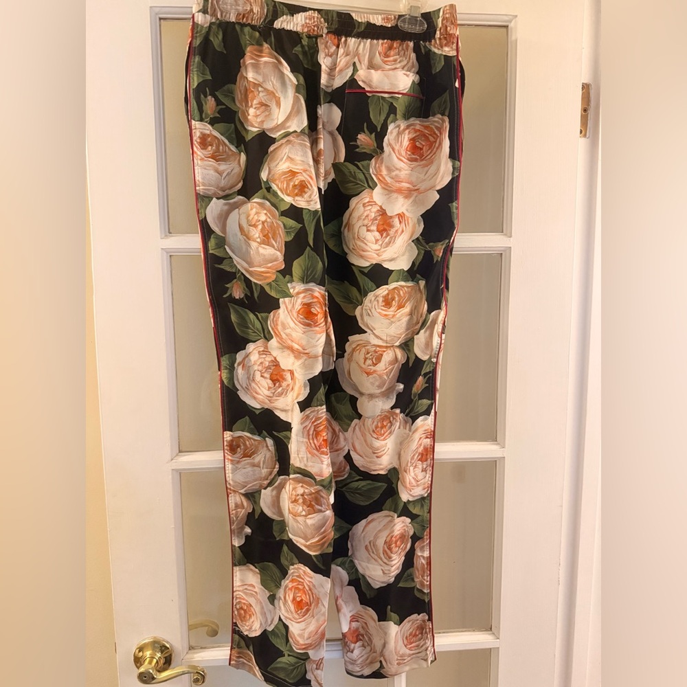 Dolce & Gabbana Silk Floral Women's Set - Picture 8 of 9
